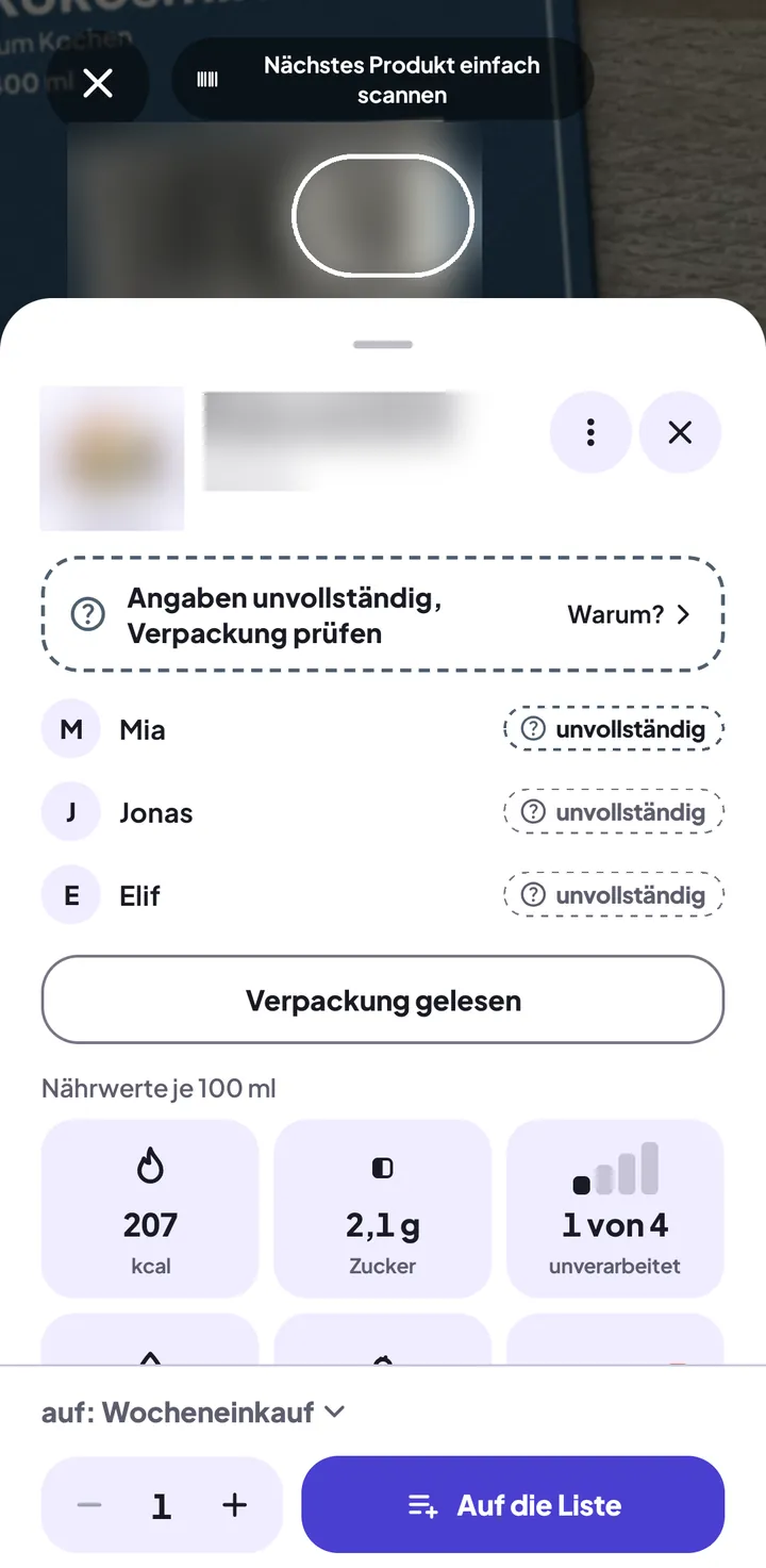 Produktkarte über dem Kamerabild: „Angaben unvollständig, Verpackung prüfen“, alle drei Personen „unvollständig“, darunter der Knopf „Verpackung gelesen“